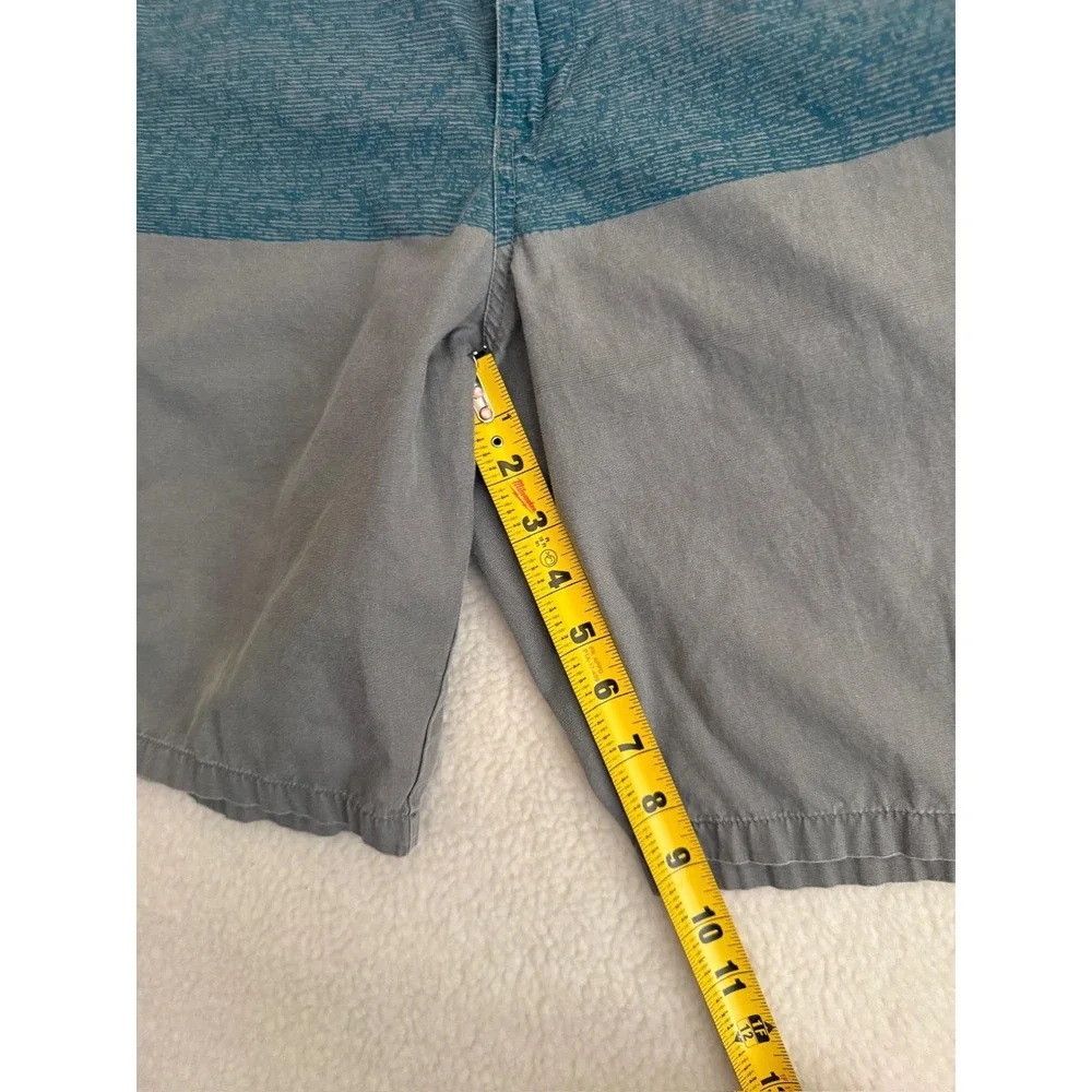 Quiksilver Mens 32 Gray Striped Chino Shorts Cotton 9 Inseam AQYWS00154